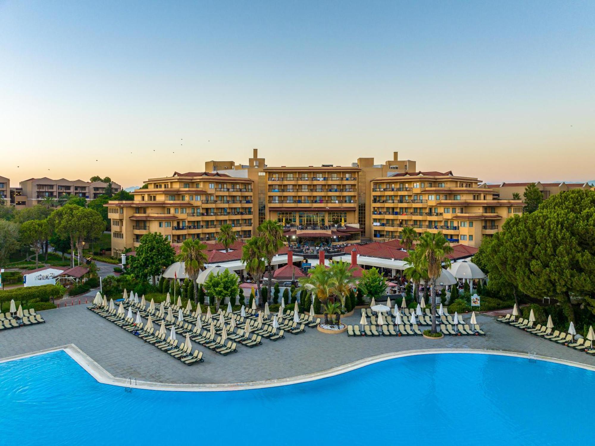 CLUB MAGIC LIFE WATER WORLD IMPERIAL BELEK | BEST RATES GUARANTEE | BOOK NOW